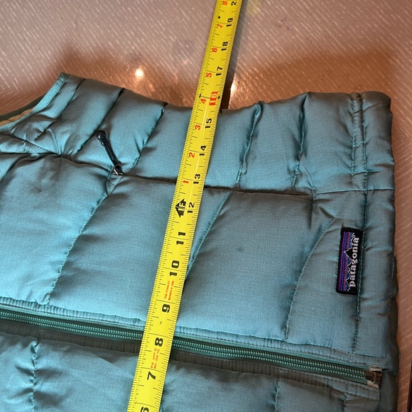 Patagonia Down Vest - Picture 9 of 11